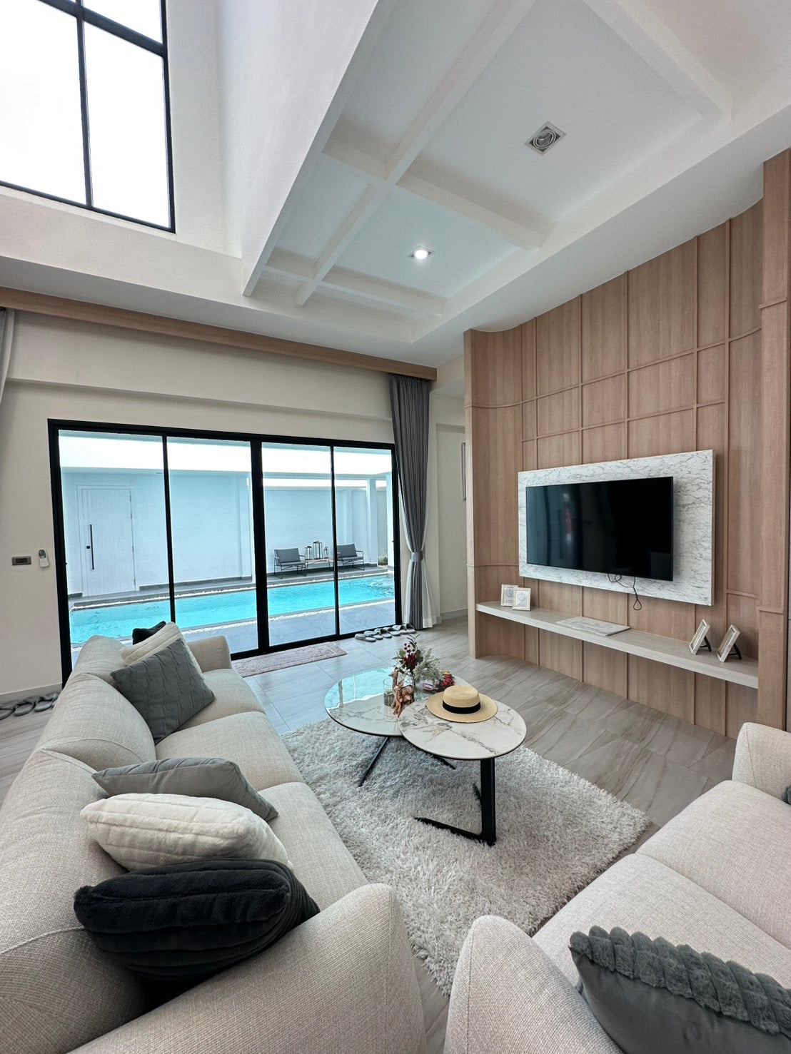 Exclusive pool villa living