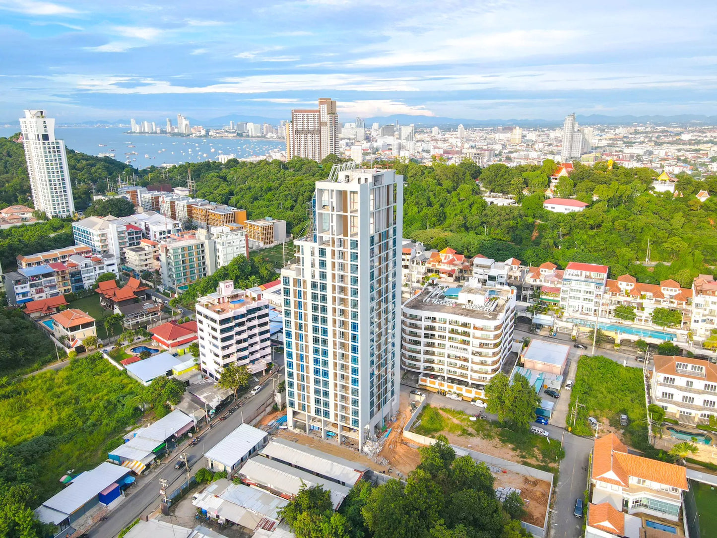 Beverly Mountain Bay Pattaya For Rent
